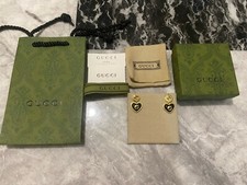 Autentici orecchini pendenti