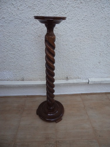 Vecchia colonna legno - vecchia, in
