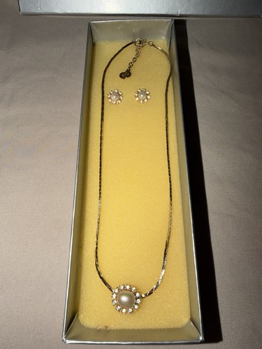 Set collana orecchini di - set,
