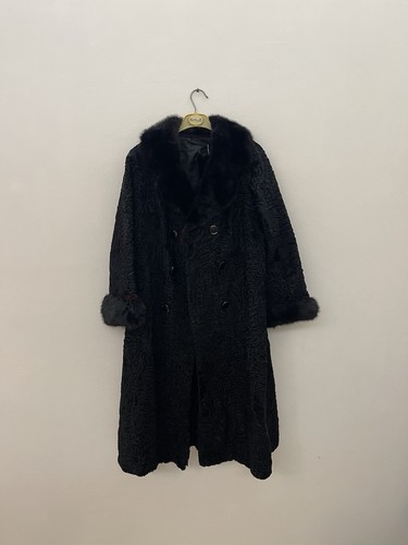 Pelliccia astrakan nera - nera,