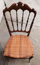 Elegante sedia artistica con