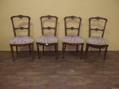 Sedie in noce - n.4,