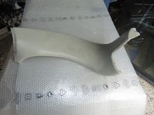 RIPARO LATERALE INFERIORE SINISTRO CONSOLLE CENTRALE MASERATI 3200 GT 9810010