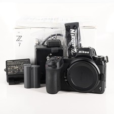Nikon mirrorless digital - z, 7