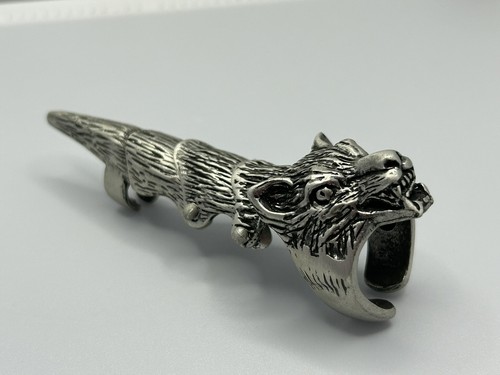 Anello lupo armatura dita