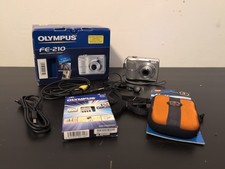 Fotocamera digitale compatta OLYMPUS FE-210 3x Zoom 7,1 MP Y2K + scatola vintage
