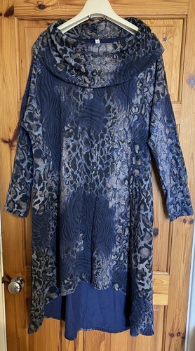 Abito blu stampa animalier