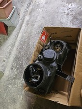 Fanali anteriori Alfa Romeo