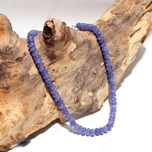 Collana con pietre preziose