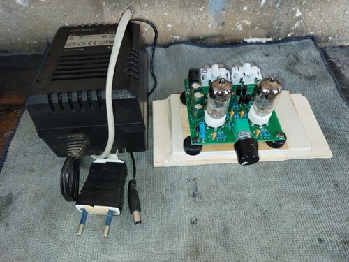 Preamplificatore valvolare con - valvolare,