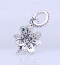 Ciondolo quadrifoglio