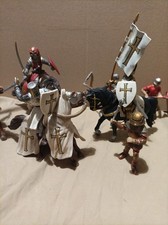 Lotto 7  Soldatini Medievali