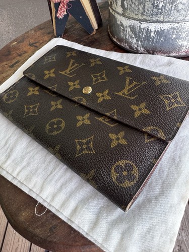 Louis vuitton monogram - louis,
