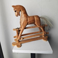 Mini cavallo a dondolo in