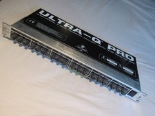 Behringer Ultra Q Pro 2200