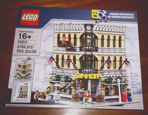 Lego 10211 grand emporium - lego,