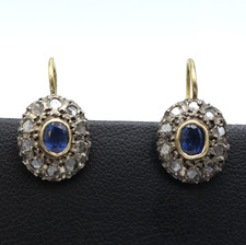 Orecchini in stile antico in oro 18k con zaffiri naturali e rosette di diamanti