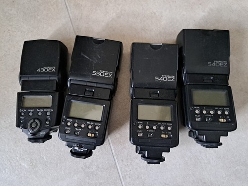 Canon speedlite flashes lot - canon, of