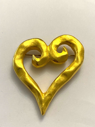 Broche métal doré coeur - métal,