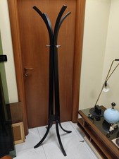 Appendiabiti da Terra nero