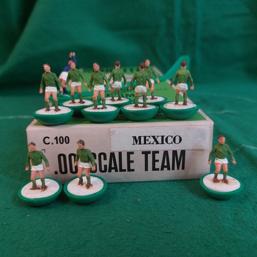 Mint subbuteo team - subbuteo, hw