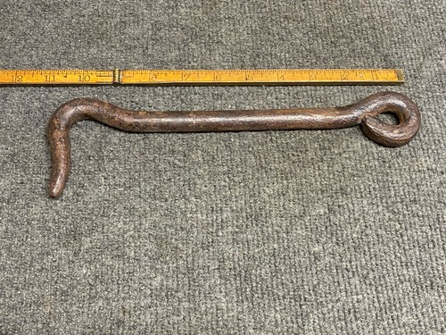 Antique giant hand - giant,