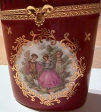 Scatola in porcellana decorata a mano di Limoges, Francia, inizio XX secolo