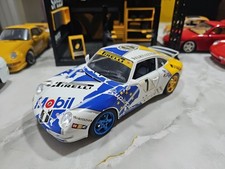 Porsche 911 carrera racing
