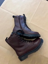 Stivaletto donna produzione