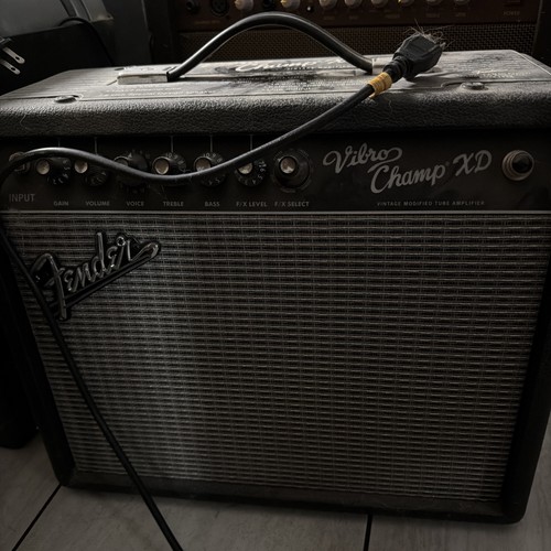 Fender vibro champ - champ, xd