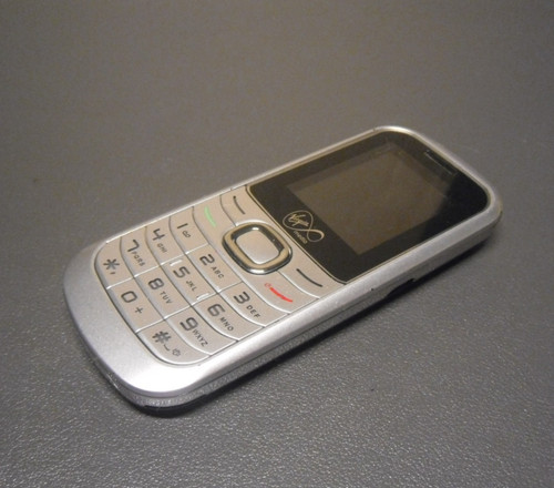 Telefono cellulare stupido