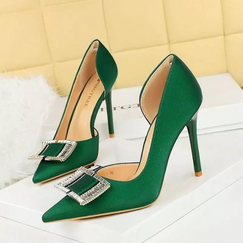 Decolte eleganti con fibbia - decolte,