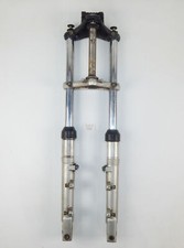 1981 MOTO GUZZI V35 32mm FRONT