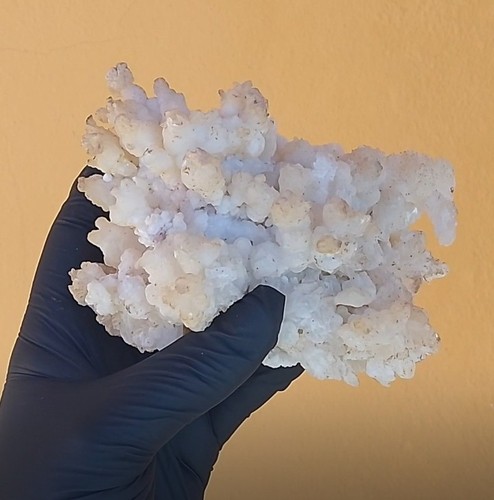 Minerali aragonite - -,