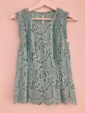 Top in pizzo verde acqua