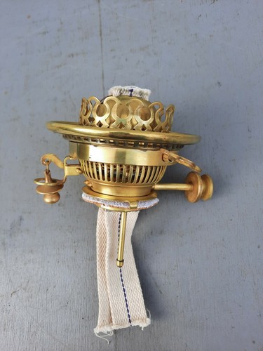 Hinks oil lamp burner safety