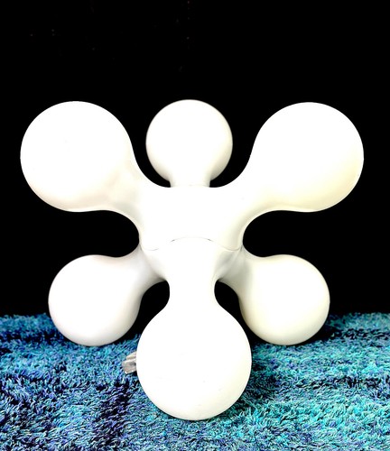 Lampada terra atomium by - atomium,