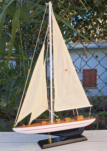 Modellino barca vela tipo - a,