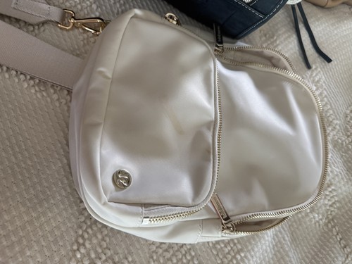Lululemon sling crossbody bag - sling,