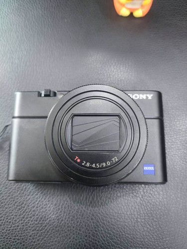 Fotocamera professionale
