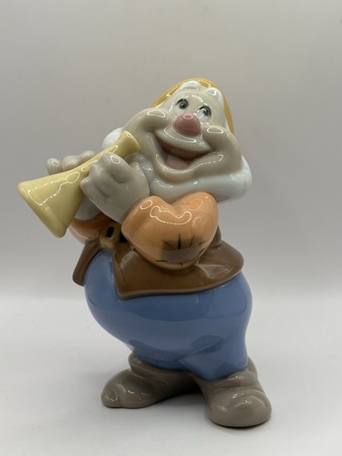 Nao walt disney - disney, set
