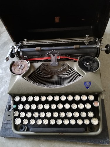 Macchina scrivere triumph - scrivere,