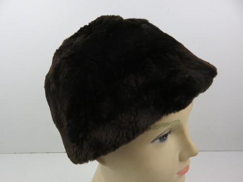 Vecchio cappello pelliccia - cappello, in