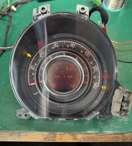 Fiat 500 speedo cluster - fiat,