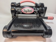 Macchina per goffratura