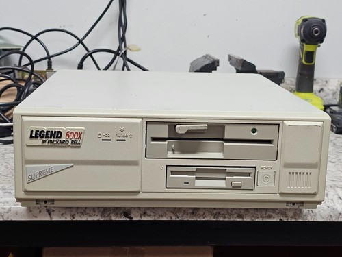 Computer desktop vintage