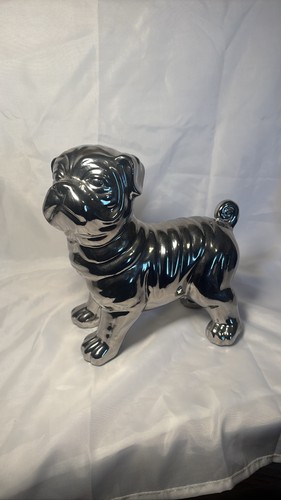 Scultura statua cane carlino