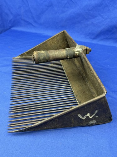 Vintage blueberry rake - vintage,
