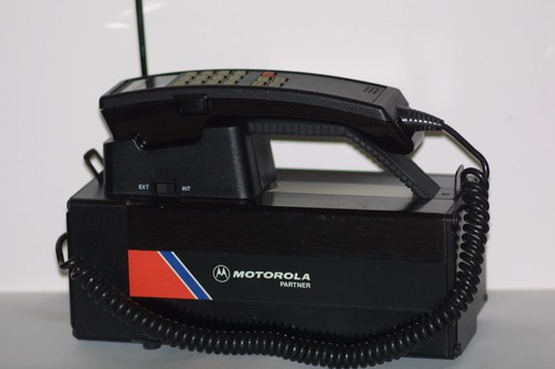 Cellulare storico motorola - cellulare,