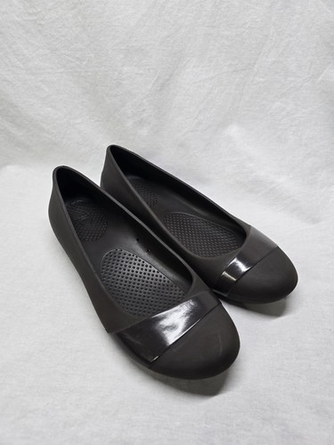 Crocs gianna brown flats - gianna,